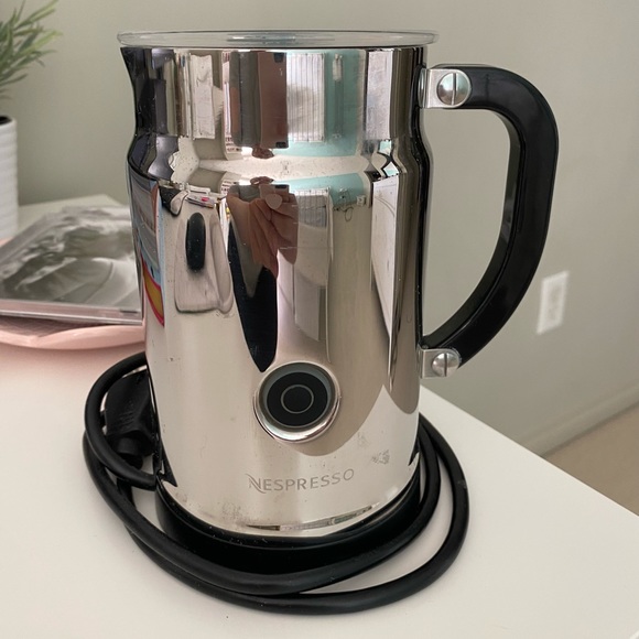 Nespresso Kitchen Nespresso Aeroccino Plus Milk Frother Poshmark